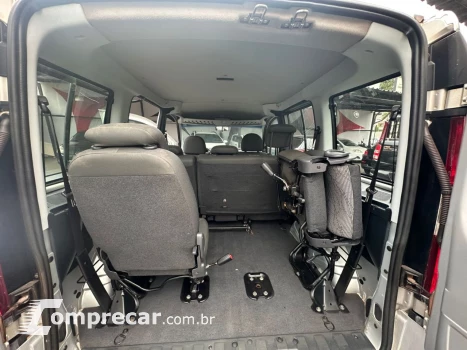 Doblo 1.8 16V 4P FLEX ESSENCE 7 LUGARES