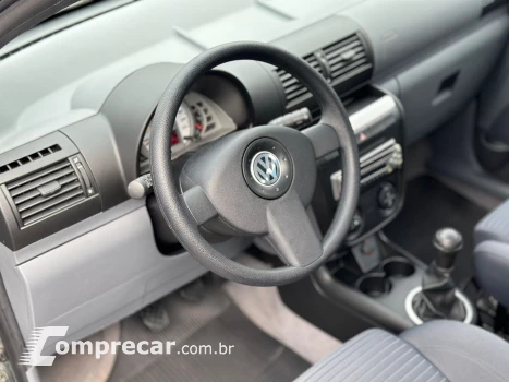 Volkswagen SPACEFOX 1.6 MI Comfortline 8V 4 portas