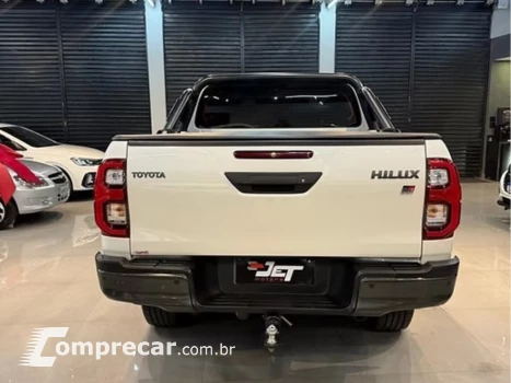 HILUX 2.8 D-4D TURBO DIESEL CD GR-S 4X4 AUTOMÁTICO