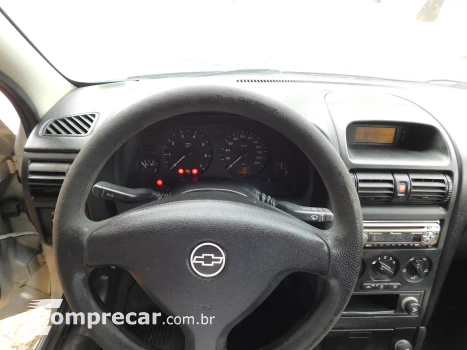 ASTRA 1.8 MPFI GL 8V