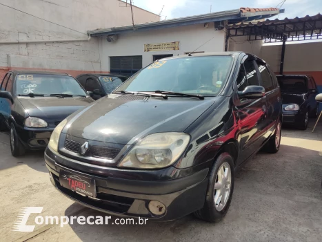 Renault SCÉNIC 1.6 RXE 16V 4 portas