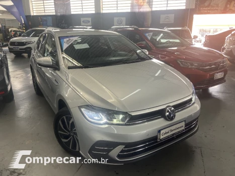 Volkswagen POLO 1.0  170 TSI HIGHLINE AUTOMÁTICO 4 portas