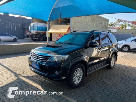 HILUX SW4 3.0 SRV 4X4 7 Lugares 16V Turbo Intercooler