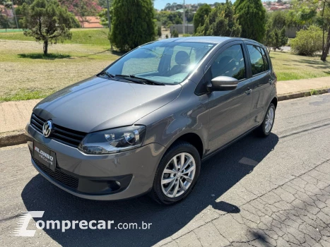 Volkswagen Fox 1.0 Trend 4 portas