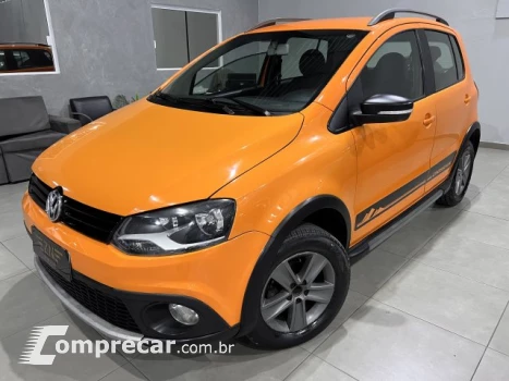 Volkswagen CROSSFOX - 1.6 MI 8V 4P MANUAL 4 portas