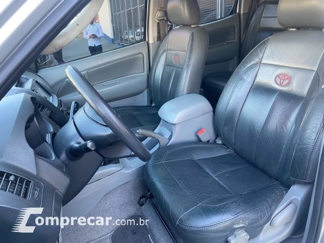 HILUX 2.7 SR 4X2 CD 16V