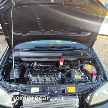 Zafira Eleg.2.0 MPFI FlexPower 8V 5p Aut