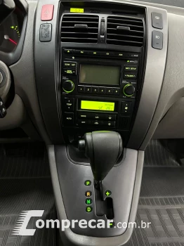 Hyundai TUCSON 2.0 MPFI GLS 16V 143cv 2WD 4 portas