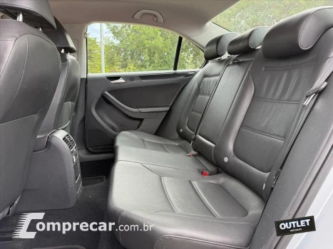 JETTA 2.0 COMFORTLINE FLEX 4P TIPTRONIC