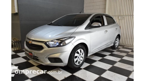 CHEVROLET ONIX - 1.0 PLUS MANUAL 4 portas