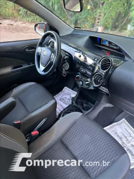 ETIOS 1.5 X Plus Sedan 16V