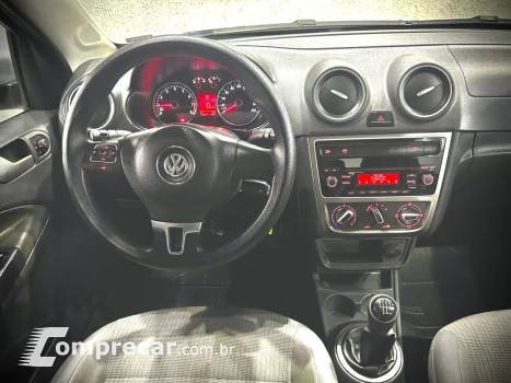 Volkswagen VOYAGE 1.0 Mi Total Flex 8V 4p 4 portas