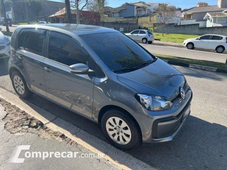 Volkswagen up! 1.0 Total Flex 12V 5p 4 portas