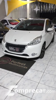 PEUGEOT 208 1.6 16V Griffe 4 portas