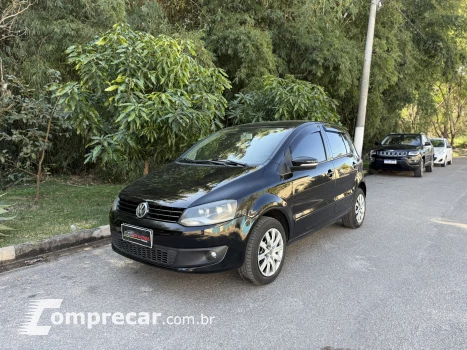 Volkswagen FOX 1.6 MI 8V 4 portas