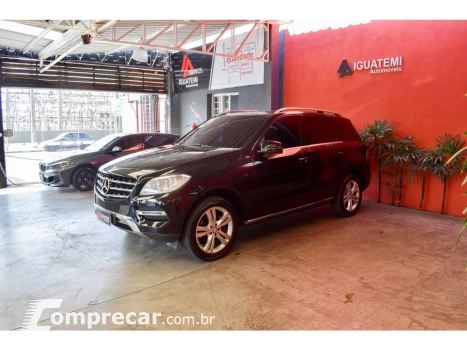 Mercedes-Benz ML 350 3.0 BLUETEC V6 DIESEL 4P AUTOMÁTICO 4 portas