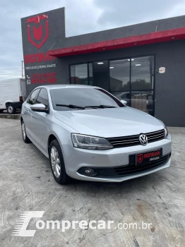 Volkswagen JETTA 2.0 Comfortline 4 portas