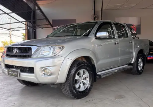 Toyota HILUX 2.7 DX 4X2 CD 16V 4 portas