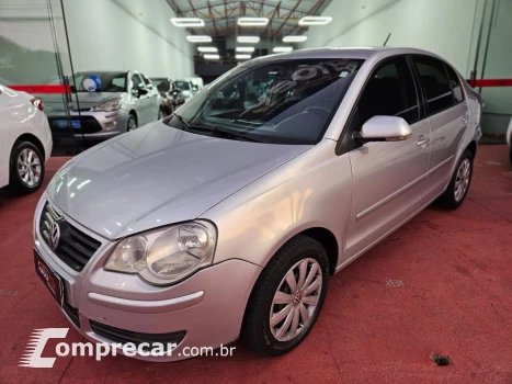 Volkswagen Polo Sedan I MOTION  1.6 Total Flex  4p 4 portas