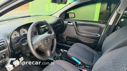 ASTRA 2.0 MPFI Advantage 8V