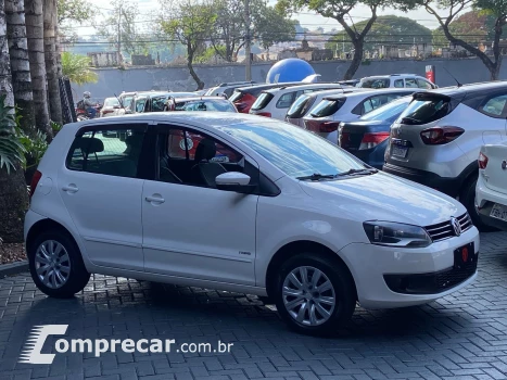 Volkswagen FOX 1.0 MI 8V 4 portas