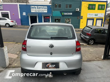 Volkswagen Fox 1.0 4 portas