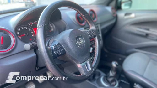 Volkswagen SAVEIRO - 1.6 MI ROCK IN RIO CD 8V 2P MANUAL 2 portas