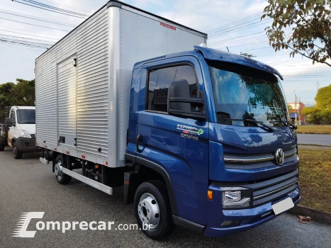 Volkswagen Delivery Express Prime + Baú (cnh B) 2 portas