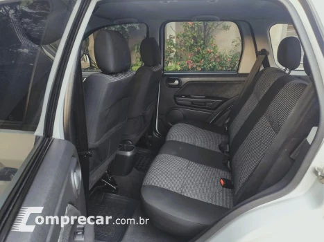 ECOSPORT 1.6 Freestyle 8V