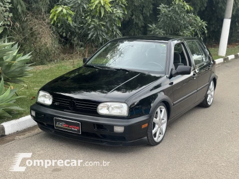 Volkswagen GOLF 1.8 MI GL 8V 4 portas