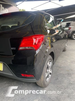 Onix Hatch 1.4 4P FLEX LTZ AUTOMÁTICO