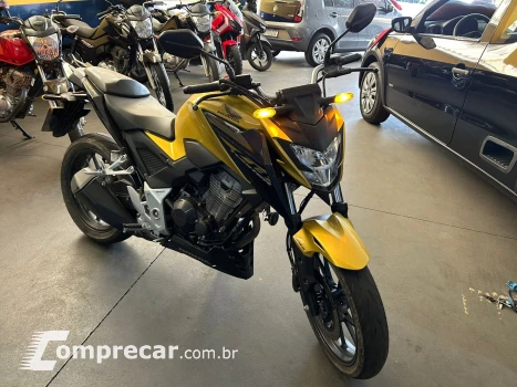 HONDA CB 300F Twister