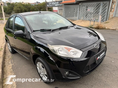 FIESTA 1.6 Rocam SE Sedan 8V