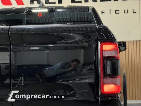 1500 5.7 V8 GASOLINA REBEL CD 4X4 AUTOMÁTICO