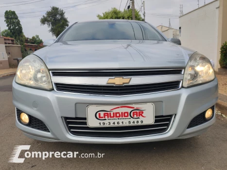 CHEVROLET VECTRA 2.0 MPFI Elegance 8V 4 portas