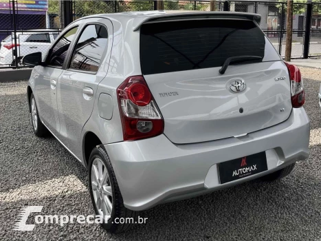 ETIOS 1.5 X PLUS 16V FLEX 4P AUTOMÁTICO