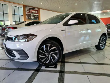 Volkswagen POLO HIGHLINE TSI 170 1,0 FLEX 12V AUT. 4 portas