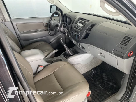 HILUX 2.7 SR 4X2 CD 16V