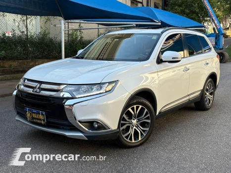 Mitsubishi OUTLANDER 2.2 Mivec Di-d Hpe-s AWD 4 portas