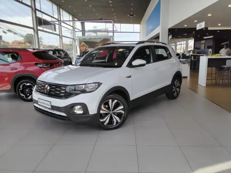 Volkswagen T-CROSS 1.0 200 TSI TOTAL FLEX COMFORTLINE AUTOMÁTICO 4 portas
