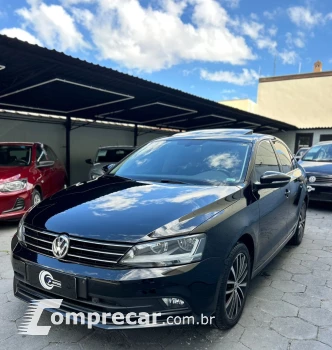 Volkswagen JETTA 1.4 16V TSI Trendline 4 portas