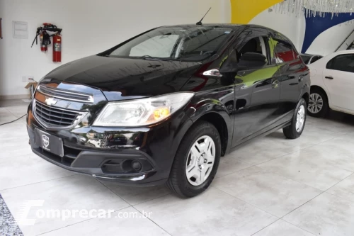 CHEVROLET ONIX 1.0 LT 4 portas