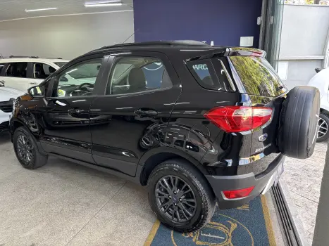 EcoSport SE 1.6 16V Flex 5p Mec.