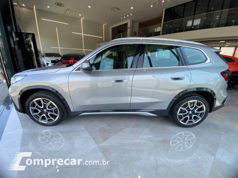 BMW X1 SDRIVE 20i X-Line 2.0 TB Aut. 4 portas