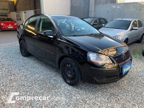 Polo Sedan 1.6 4P FLEX