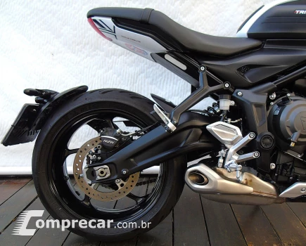 TRIUMPH TRIDENT TRIBUTE