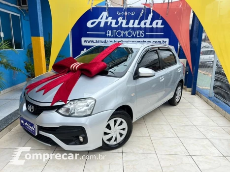 Toyota ETIOS 3 portas