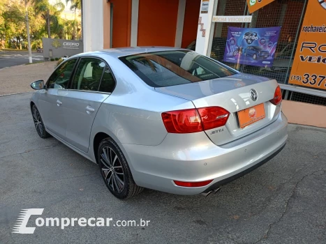 Jetta 2.0 4P TSI HIGHLINE 211 CV AUTOMÁTICO