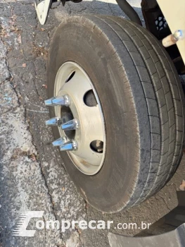 VERTIS 90V16 4x2 2p (diesel)