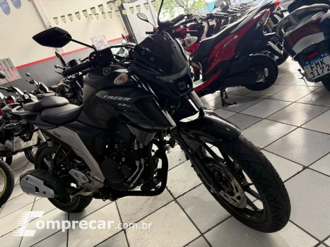 FZ25 ABS